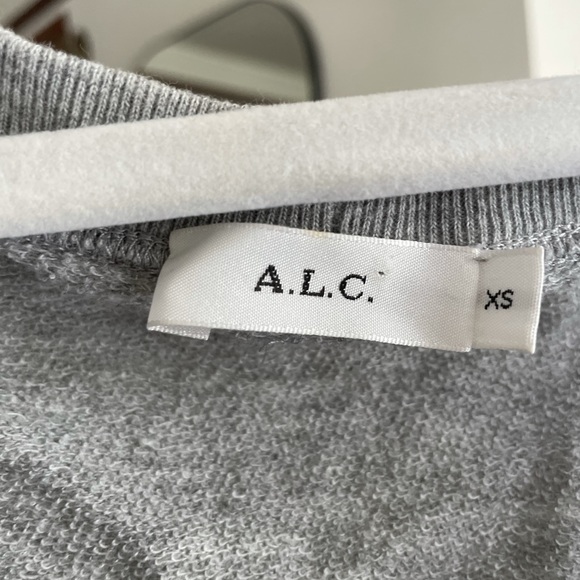 A.L.C. cropped Sweater - Picture 4 of 5